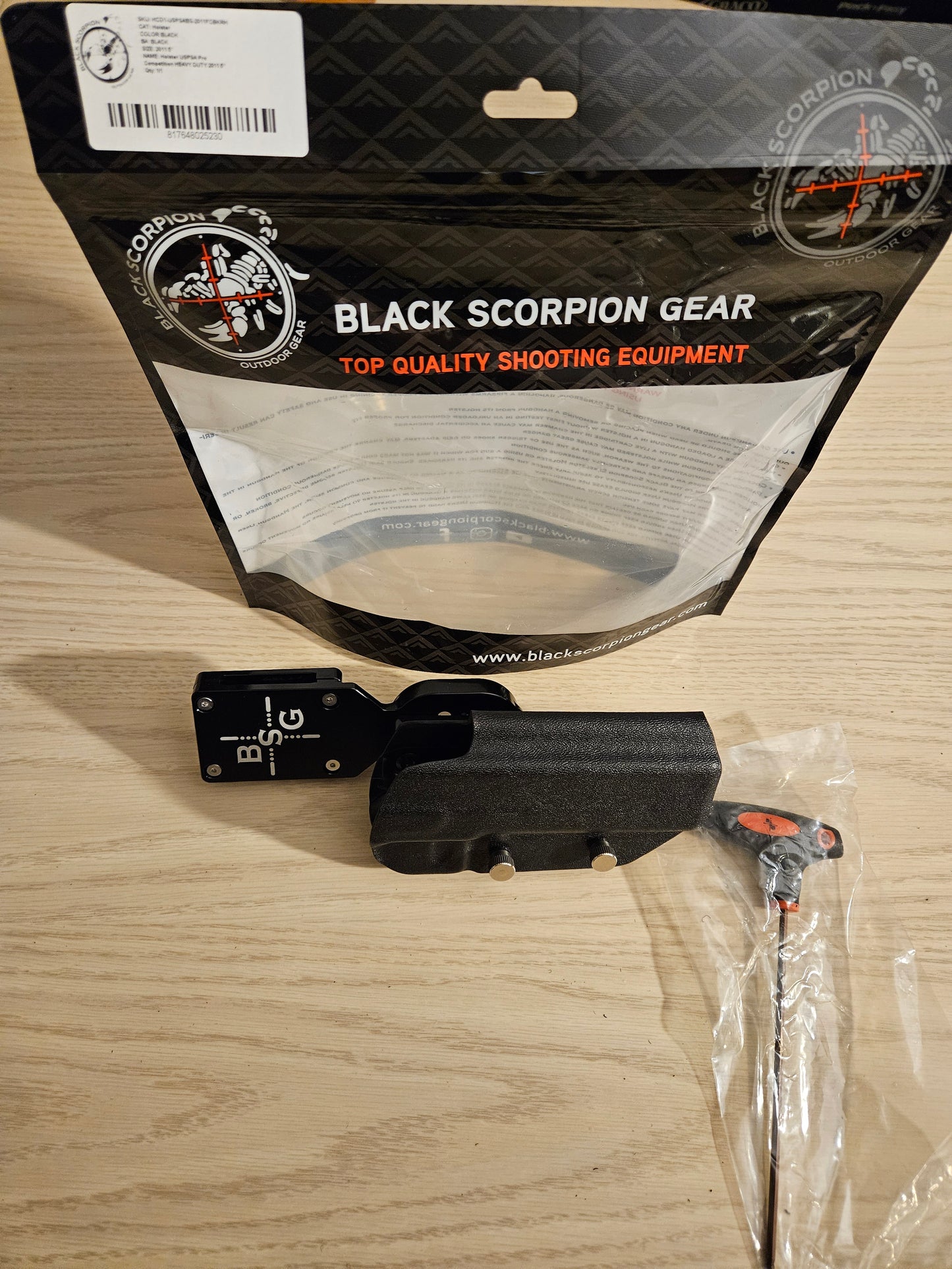 BLACK SCORPION 2011 HOLSTER